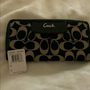 Coach black/white zip around Wallet- brand new